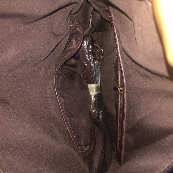 New Polka Dot Clutch - Picture 8 of 8